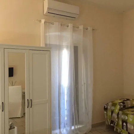 Larosablubarivecchia Bari