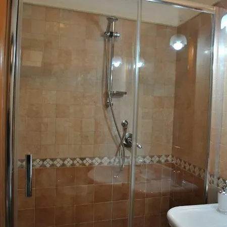 Larosablubarivecchia Bari